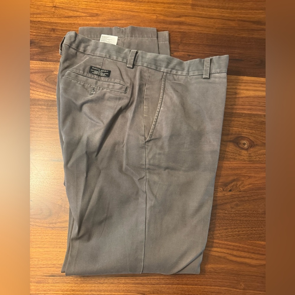 Banana Republic Aiden Gray Chinos